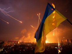 «Настоящий ад» на Украине: Киев и города горят после комбинированного удара «Гераней» и «Искандеров», - «Блокнот - Россия»