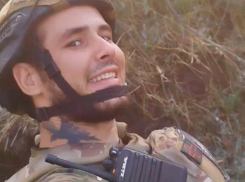 «Вызываю огонь на себя»: молодой земляк жителей Волгоградской области погиб в зоне СВО, о его подвиге рассказал Первый канал (ВИДЕО)