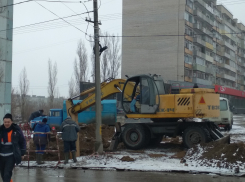 В Камышине коммунальщики продолжают отключать многоэтажки от ресурса, в том числе без предупреждения