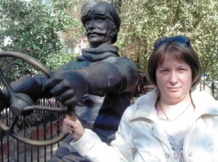 «Прости за всё. Кажется, своими ногами я отсюда не выйду»: коронавирус убил в Волгограде многодетную маму, - V1.RU