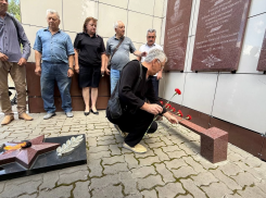 В Камышине полиция и общественники почтили память ветеранов боевых действий 