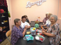 В Камышине открыли центр добровольчества и досуга для пожилых