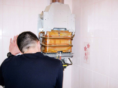 В Камышине после череды трагедий, связанных с отравлениями, по квартирам отправились немного странные газовики 