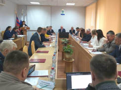 Камышинская городская дума провела очередное заседание за закрытыми от независимой прессы дверями