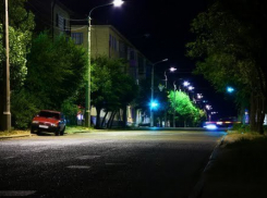 В Камышине по ночам по-прежнему опасно звонить по айфону