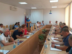 В Камышине заседала закрытая для журналистов независимых информресурсов городская дума