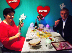 Победители конкурса «Счастливы вместе!», проведенного «Блокнотом Камышина», отдохнули за призовым ужином