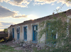 В селе Семеновка Камышинского  района земли, и не только они, «передвигаются» по родственному принципу?