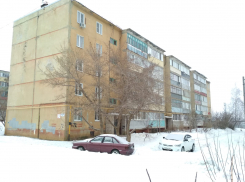 В «крановском» доме в 5-м микрорайоне энергетики устроили нам баню - это такая коммерция? - камышанка