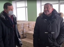 Как волгоградский губернатор заставил мычать строителя детского сада, - «Блокнот Волгограда» (ВИДЕО)