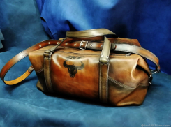 Полиция Камышина задержала местного «прыгуна», через окно проникшего в квартиру и обчистившего дамскую сумку прямо при хозяйке