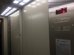 В Камышине новые лифты в высотках никак не пройдут испытания