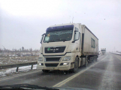 В Волгоградской области в апреле дороги «очистят» от фур