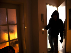 Следователи следственного отдела по Камышину вычислили «путешественника» по чужим квартирам по результатам генетической экспертизы