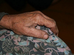 В Камышине идет суд над убийцей пенсионерки: родной сын заколол мать ножницами, - «Волгоградская правда»