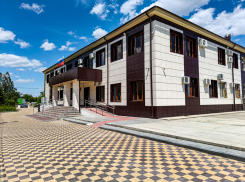 В судебном процессе по камышинскому КПК «Честь» защитник Норова безрезультатно ходатайствовала о «вызволении» подсудимого из СИЗО по мотиву болезни
