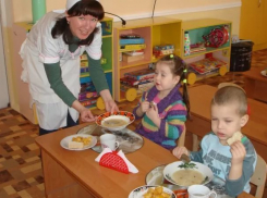 На сколько прибавилась зарплата бюджетников в Камышине