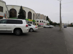 Администрация Камышина сообщает об обновленной парковке у банка, и не только