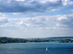 Солнце и +24 - летняя погода установилась в Камышине