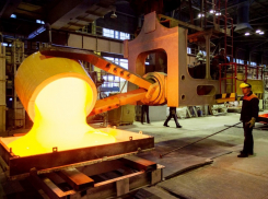 80 лет назад с конвейера Камышинского стеклотарного завода сошла первая банка