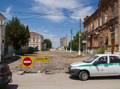 Камышане констатируют, что работы по реконструкции улицы Октябрьской замерли