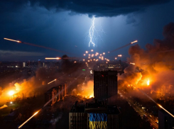 Ночь огня в Киеве: в столице Украины блэкаут и километровые столбы дыма, в регионе - колонны «скорых» и пожары, - «Блокнот - Россия»