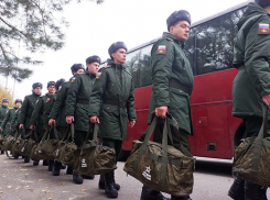 Двое камышан в числе 15-ти лучших призывников из Волгоградской области отправились на службу в Президентский полк