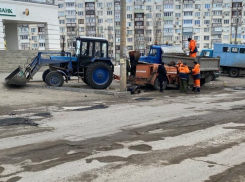 В «Благоустройстве» Камышина решили, что пора ремонтировать дороги