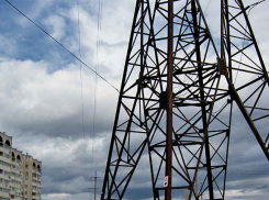 «Камышинские межрайонные электросети» предлагают посидеть без света 27 апреля жителям десятков домов в разных частях Камышина