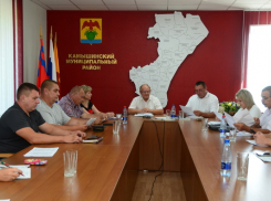 Депутаты Камышинской районной думы «ратифицировали» проект закона о границе Волгоградской и Саратовской областей, которая проходит по границе Камышинского района