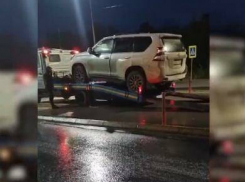 На московской трассе в Волгоградской области полицейские задержали автомобиль с подозрительными номерами
