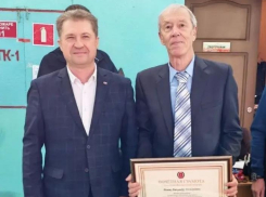 Редко появляющийся на медийных встречах глава Камышина Станислав Зинченко решил рассказывать о себе в личном канале в ВК