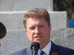 Станислав Зинченко распорядился выдавать подведомственным учреждениям субсидии из тощего бюджета на проигранные судебные иски и пиар 