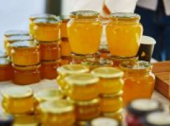 Администрация Камышина «продюсирует» медовые распродажи