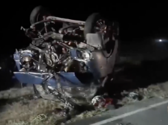 Кошмарная смертельная авария с «Газелью случилась на Левобережье, в Быковском районе вчера вечером, 5 октября (ВИДЕО)