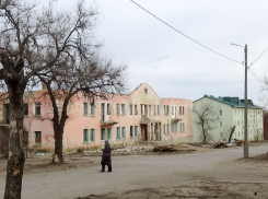 В Камышине готовят к сносу одну из трущоб в районе улицы Молодежной