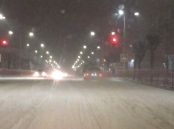 По заснеженным центральным дорогам Камышина пролетел «ас» - супернаходка для полиции! (ВИДЕО)