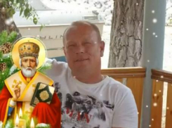 Врачи спасают ногу камышанину: родные бросили мужчину