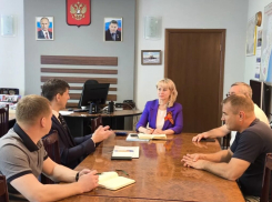 В Камышинском районе стартуют восстановительные работы в доме, поврежденном взрывом газа