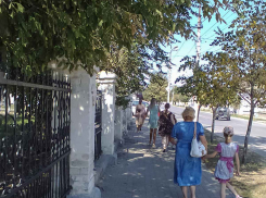 Мошенники продолжают «гипнотизировать» жертв: 43-летняя камышанка перевела негодяю наличными почти полмиллиона