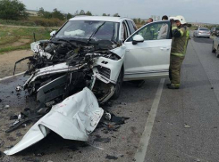 В страшном ДТП с участием трех машин на трассе между Камышином и Волгоградом 27 сентября едва не погибла женщина-предприниматель