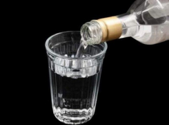 Ефрейтор Росгвардии насадил на бутылку сержанта, - газета «Коммерсант»