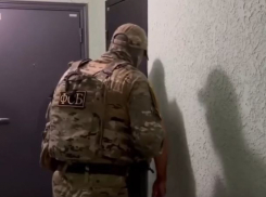 Переодетый в курьера волгоградец задержан ФСБ при подготовке к теракту  на военном аэродроме в 200 километрах от Камышина (ВИДЕО)