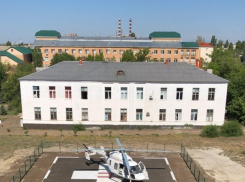Вертолет санитарной авиации сегодня, 12 августа, впервые сел на новую площадку у центральной городской больницы в Камышине