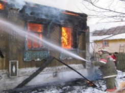 В Камышине на квартале Нефтяников случился пожар