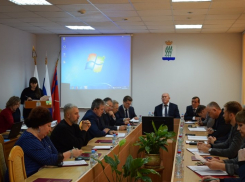 Депутаты Камышинской городской думы отправляются «штудировать» бюджет в большой зал заседаний