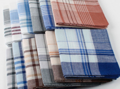 Камышане с брезгливостью рассказывают в соцсетях, что в новогодние дни «культурные экземпляры» позволяют себе сморкаться прилюдно у прилавков