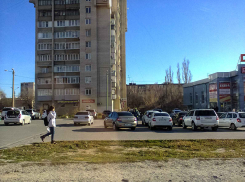 Камышан по-прежнему зовут вакцинироваться в автобусах, но теперь под присмотром врачей