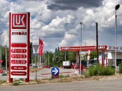 Цены на бензин в Волгоградской области, в том числе в Камышине, «слетели с катушек»