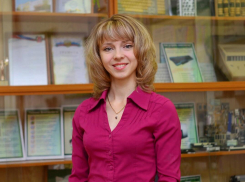 В предвкушении поездки в Санкт-Петербург для участия в федеральном этапе конкурса педагогов пребывает камышанка Надежда Колесникова из городского ДЮЦ